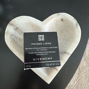 Givenchy Prisme Libre Voile Rose 3 
.14 oz
